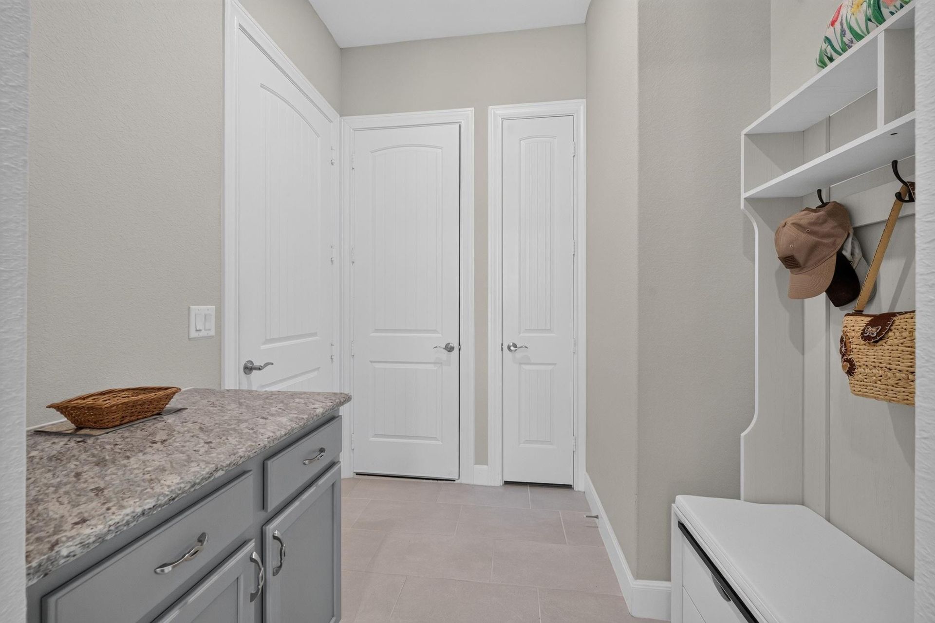 232 Spotted Saddle Ct photo 5