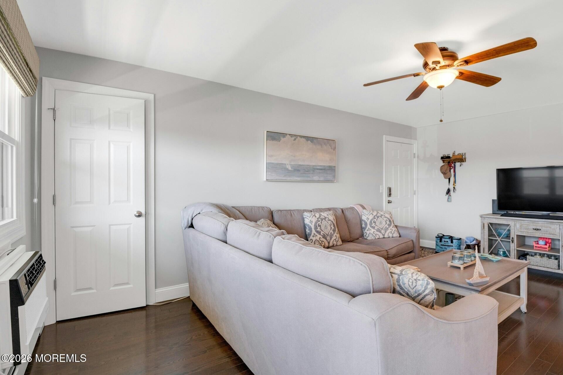 110 Wharfside Drive photo 9