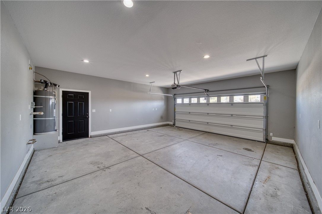 1501 Huracan St photo 17
