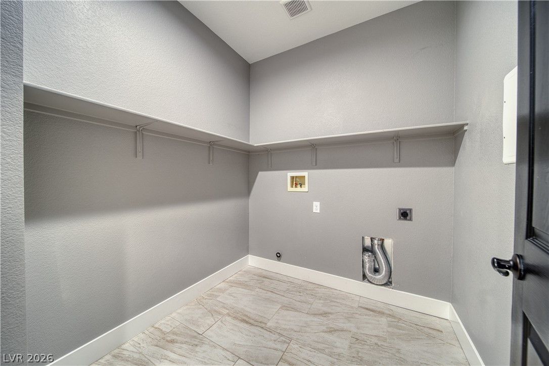 1501 Huracan St photo 15