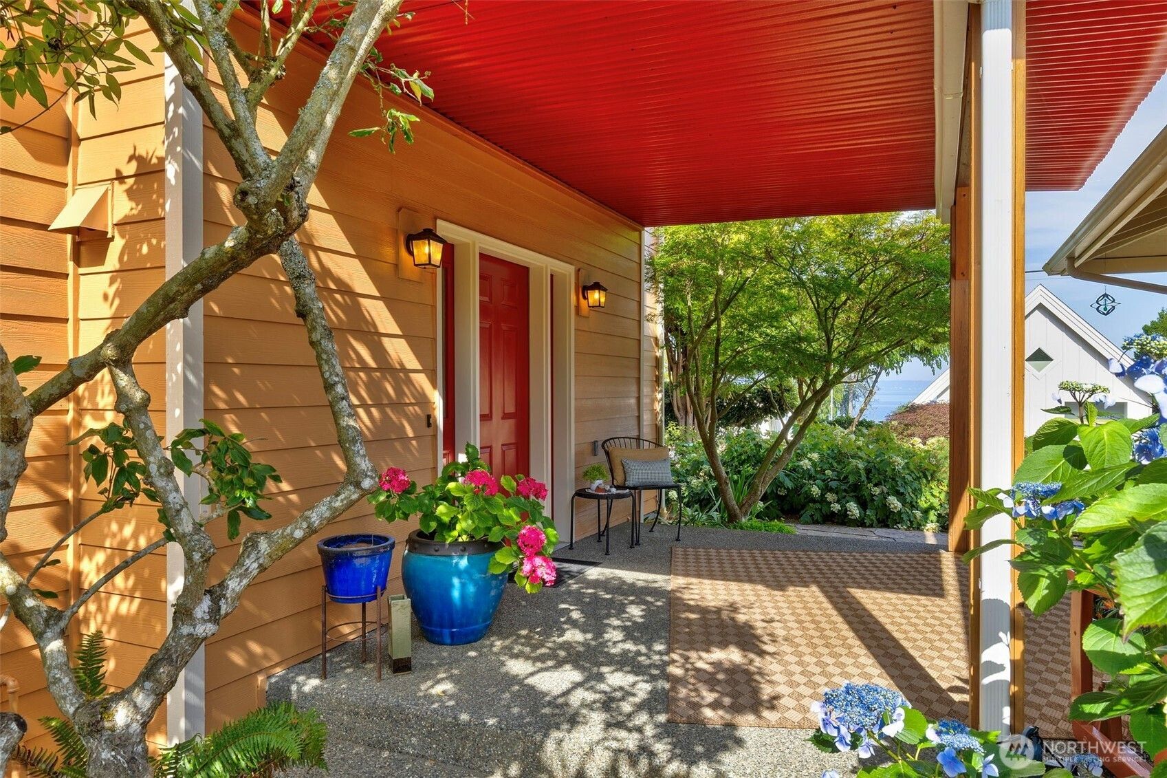 19061 Harris Avenue NE photo 8