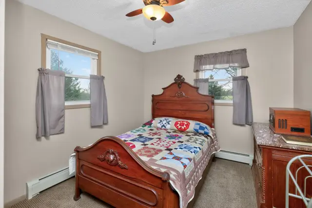 2724 Hiatt Apple Rd photo 17