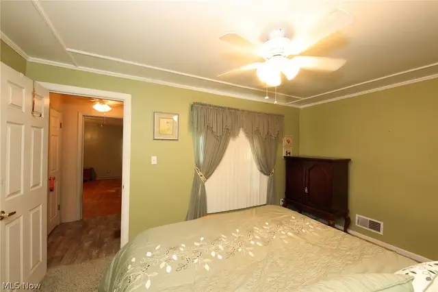 50 Hillcrest Manor Dr photo 17