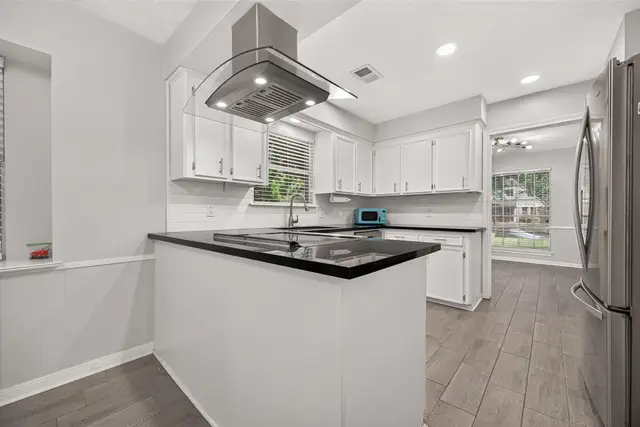 8215 Schaffer Ln photo 19