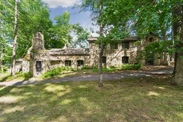 801 Pine Cone Trl N photo 18