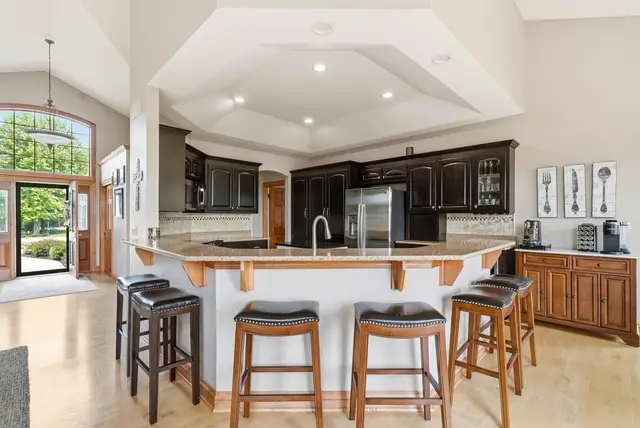 N66W38333 Deer Creek Ct photo 13