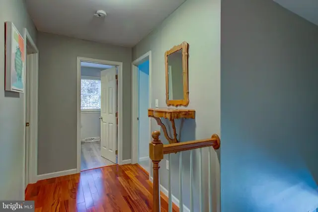 16 Hemlock Dr photo 13