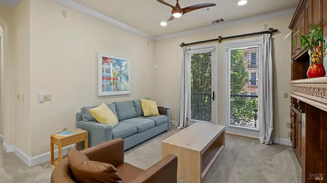 1112 Sonata Drive photo 11