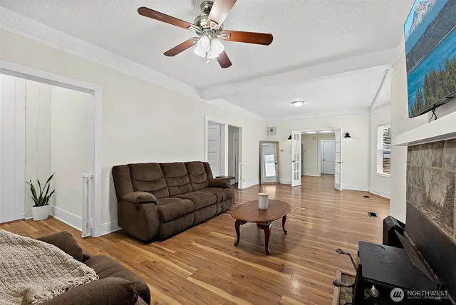 5419 S Oakes Street photo 5