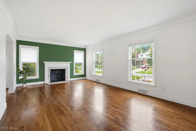 3801 Washington Blvd photo 5