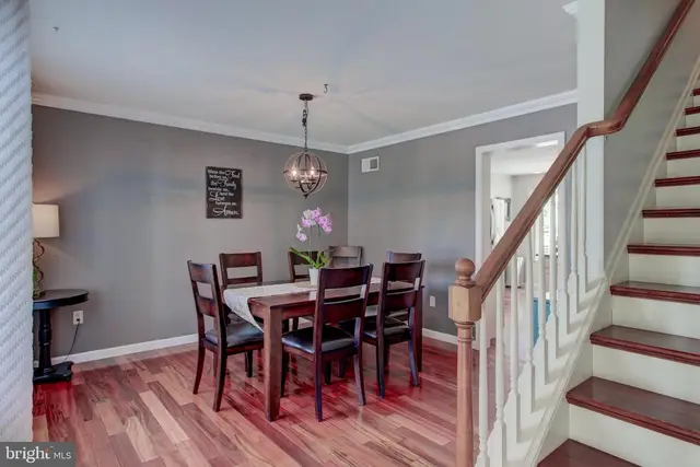 16 Hemlock Dr photo 5