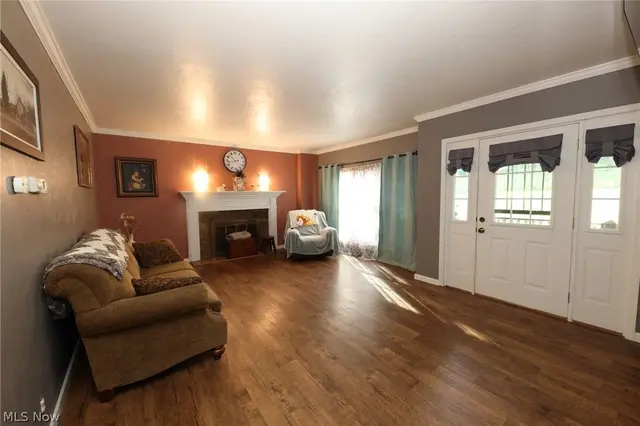 50 Hillcrest Manor Dr photo 5