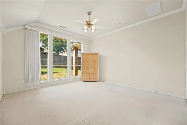 1403 Lowes Farm Pkwy photo 20