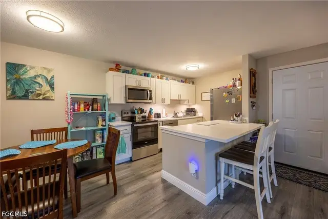 17426 Birchwood Ln APT 1 photo 7