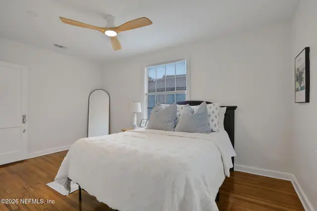 1166 MURRAY Drive photo 14
