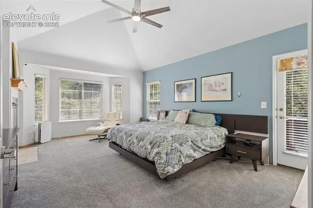 5830 Broadmoor Bluffs Dr photo 19