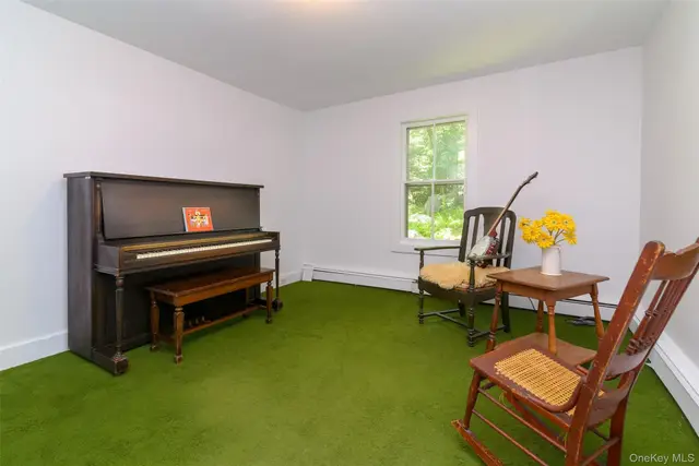 635 Long Pond Road photo 19