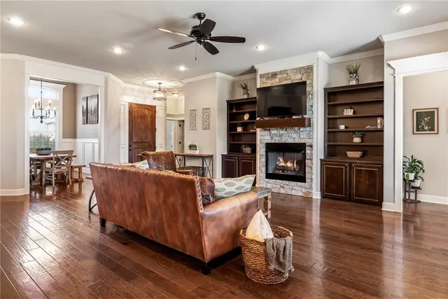 1001 Osage View Dr photo 5