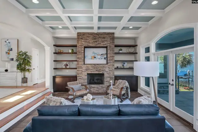 433 Bay Pointe photo 7