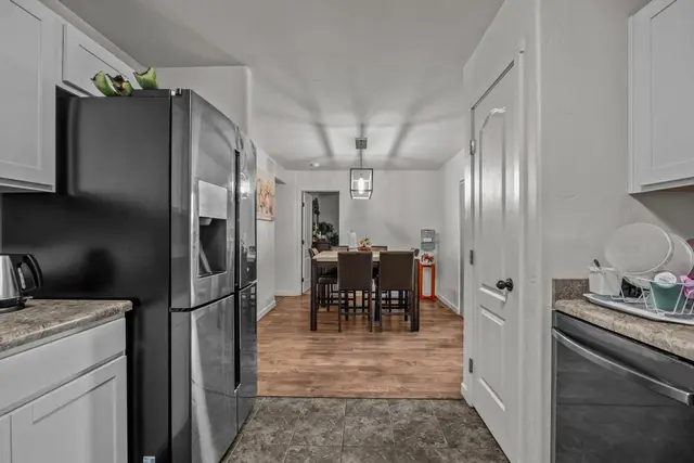 475 El Jardin Ln photo 12