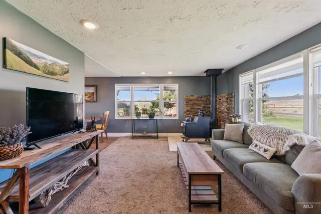 1507 Cove Rd photo 6