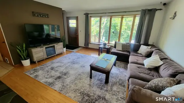114 Murlyn Road photo 7