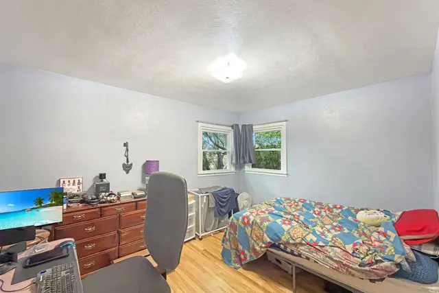2892 Victoria Dr photo 18