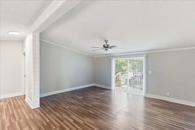 137 Pam Dr photo 15