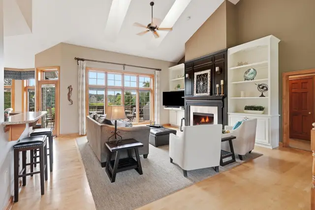 N66W38333 Deer Creek Ct photo 7
