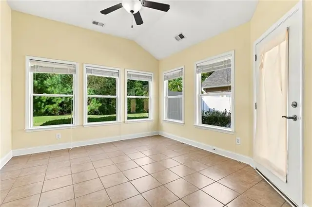 257 Shoal Creek Way photo 5