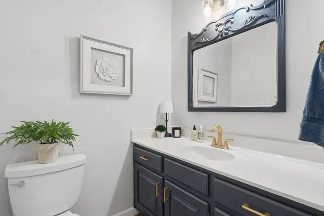 2040 shallowford park manor photo 19