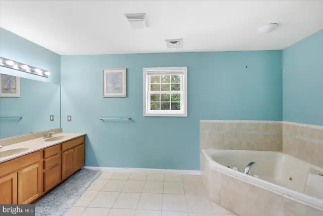 107 Bryan Way photo 20
