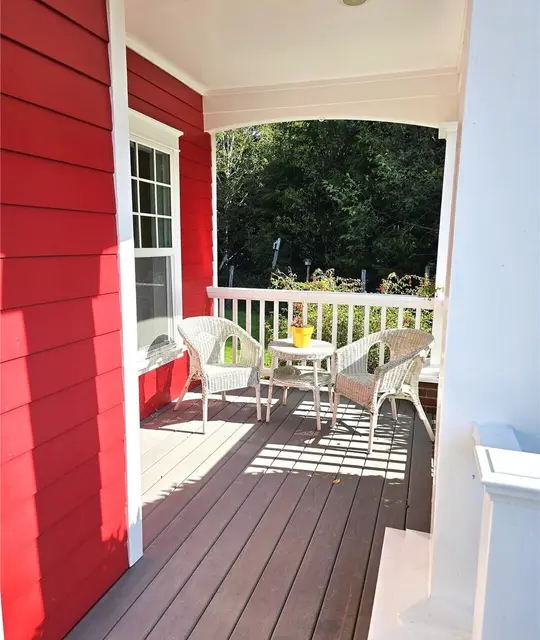 1200 Lakeview Drive photo 5