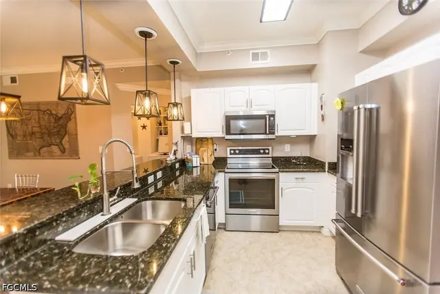 1101 Winding Pines Cir Unit 106 photo 7