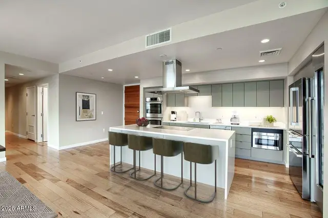 200 W PORTLAND Street #1113 photo 6