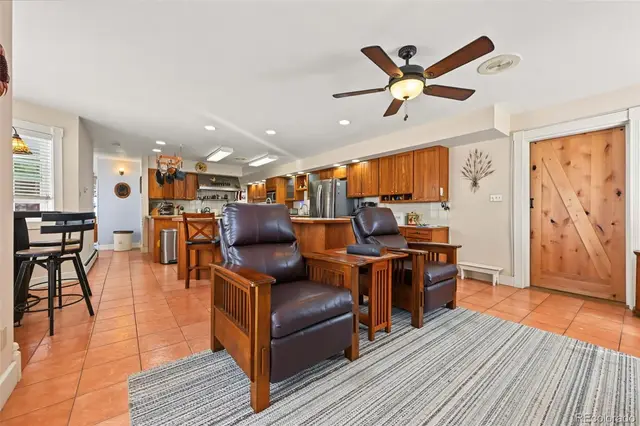 24505 Co-96 photo 12