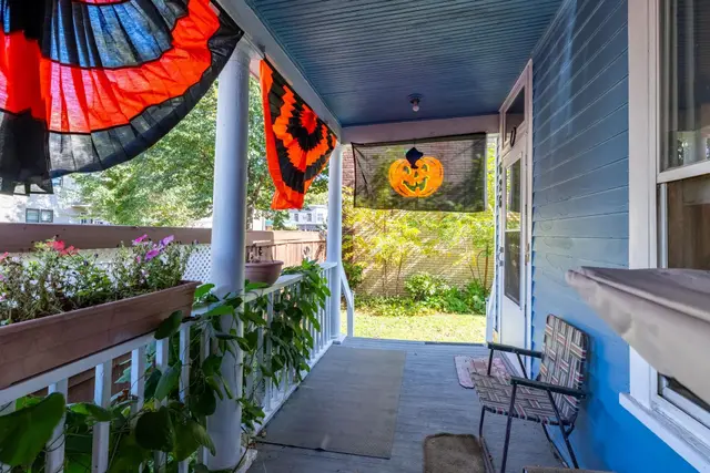626 Magnolia Ave E photo 12