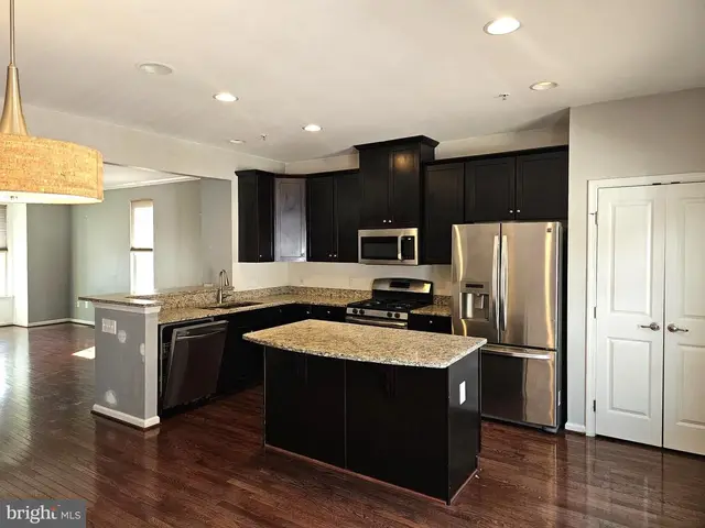 1254 Goldenrod Dr photo 16
