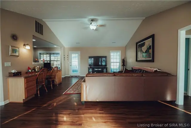 115 Meadow Drive photo 5