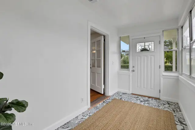 1166 MURRAY Drive photo 18