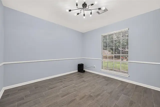 8215 Schaffer Ln photo 10