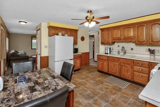 2724 Hiatt Apple Rd photo 8