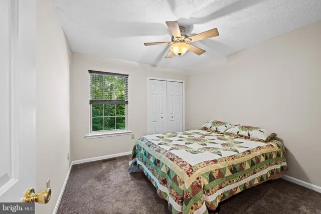 15950 Crowfoot Ct photo 14
