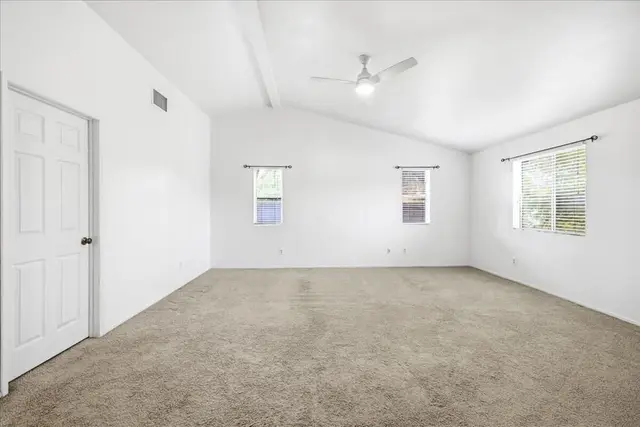 69375 Nilda Dr photo 16