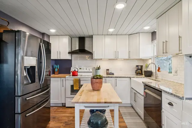 1507 Cove Rd photo 12