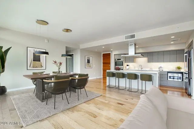 200 W PORTLAND Street #1113 photo 9