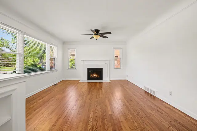 1609 Marian Ave photo 9