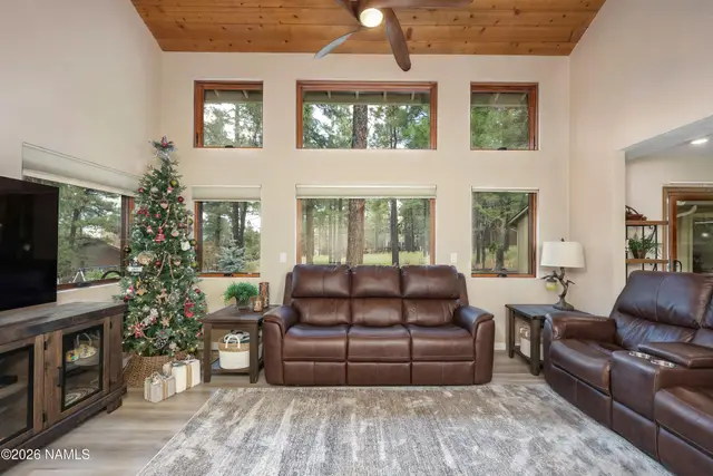 4317 E Burning Tree Loop photo 12