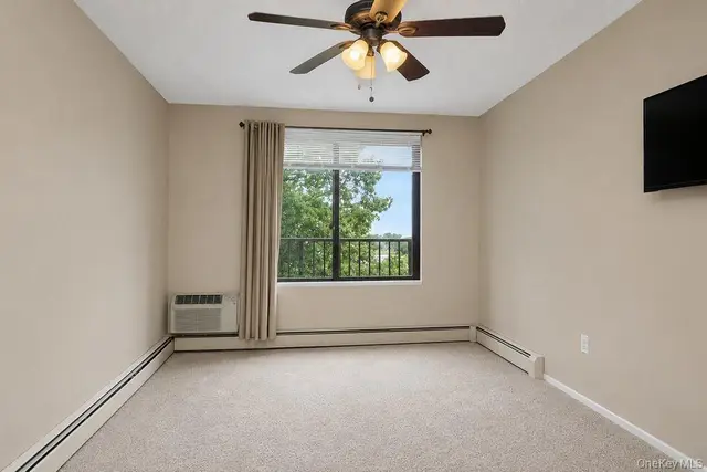 150 Overlook #5F photo 15