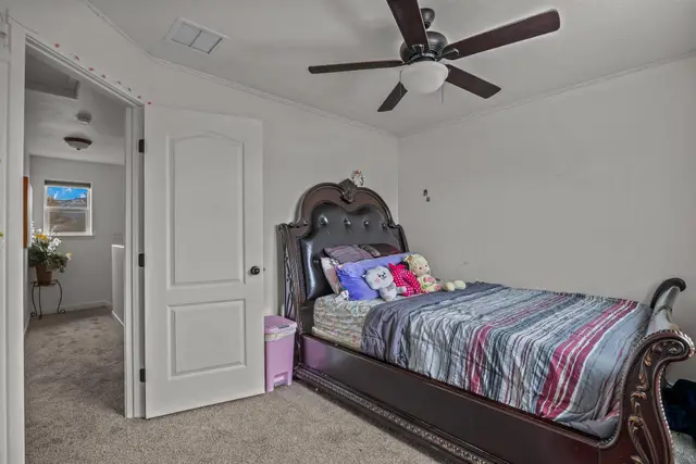 475 El Jardin Ln photo 18